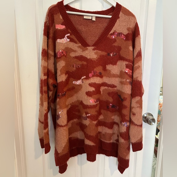 LOGO Lavish Lori Goldstein Red Camo Sweater V-Neck Sequin High Low 4X - Picture 4 of 15